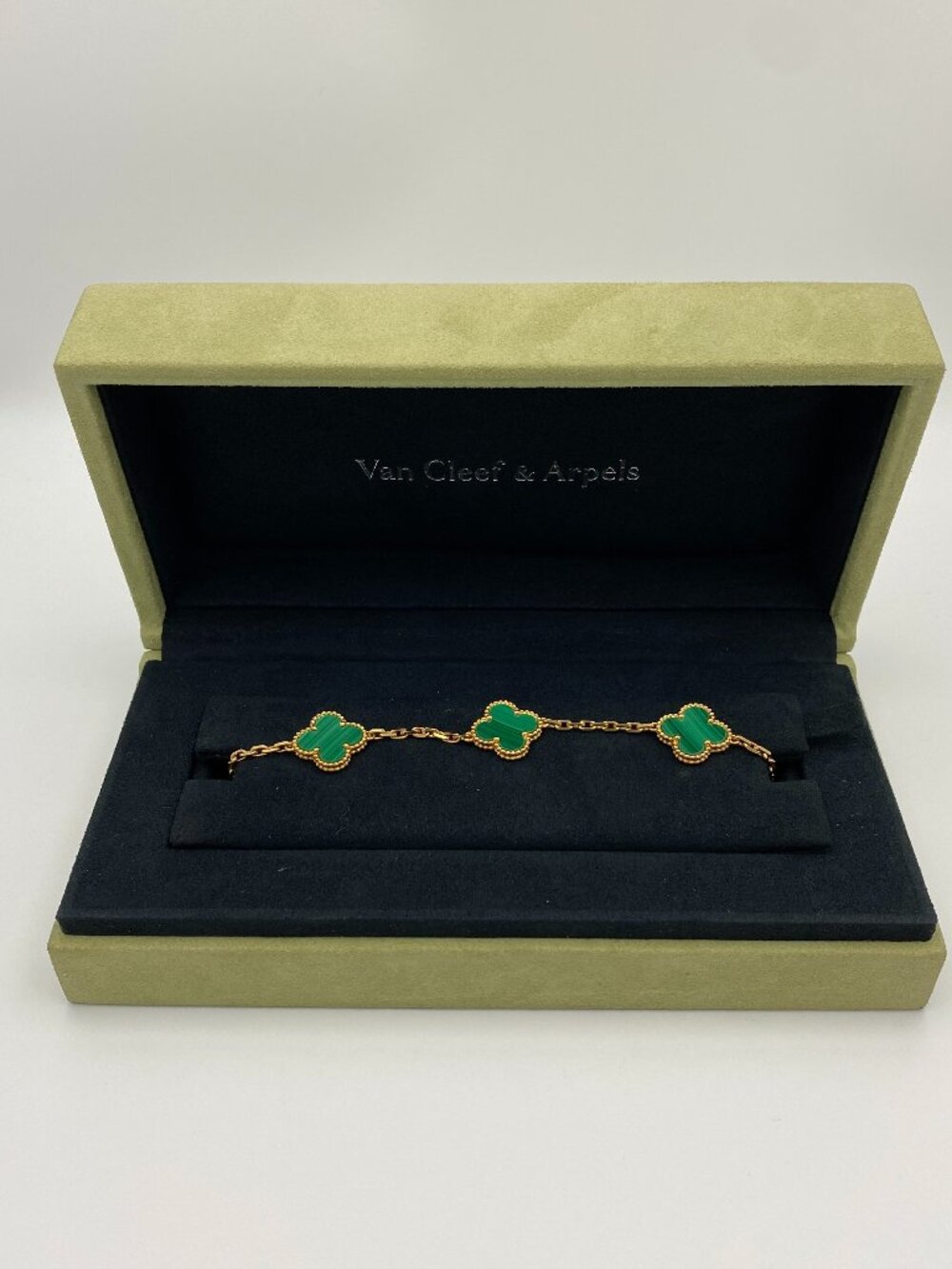 Authentic VCA Vintage Alhambra 5 Motif Malachite Gold Bracelet